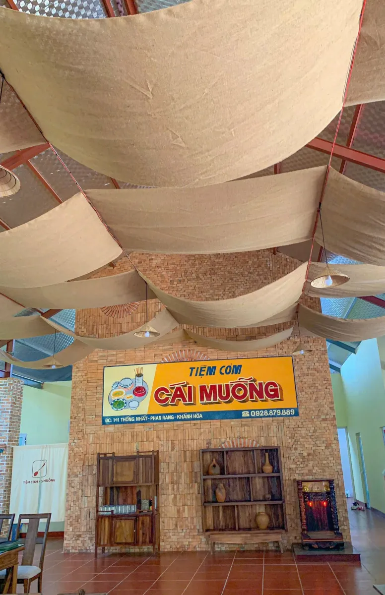 Tiệm Cơm Cái Muỗng