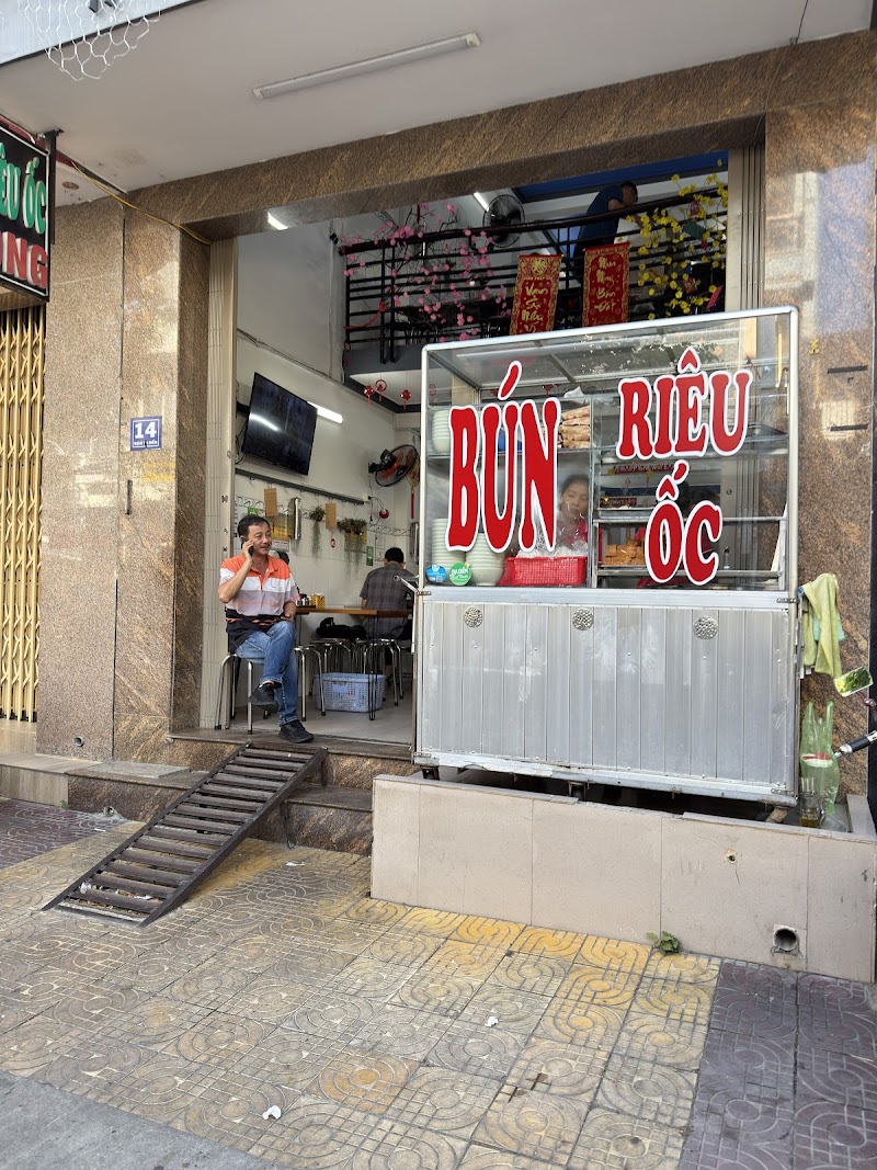 Quán Bún Riêu Ốc