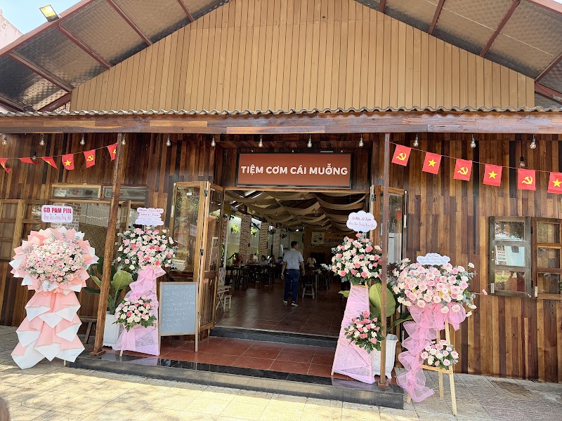 Tiệm Cơm Cái Muỗng