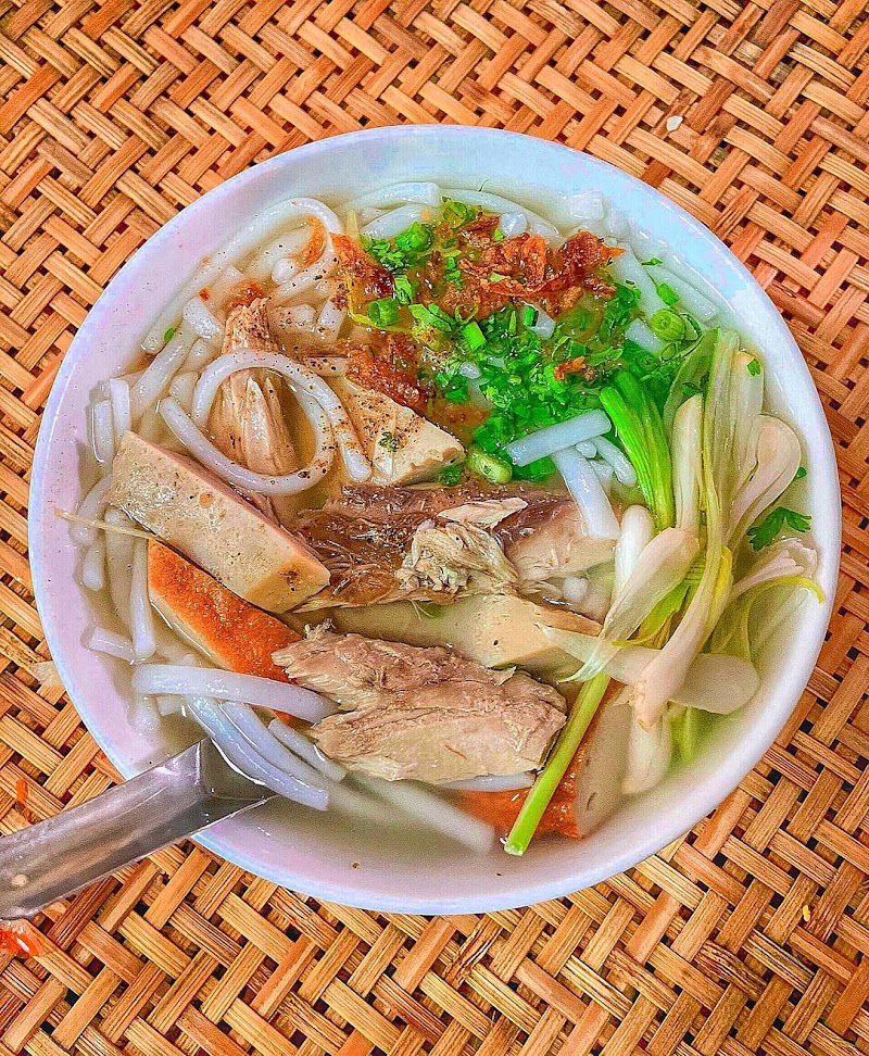 BÁNH CANH THU
